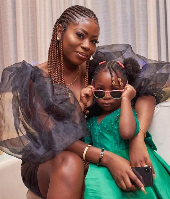 Sophia Momodu reacts to reports of Chioma fighting with Davido for visiting her house to see Imade