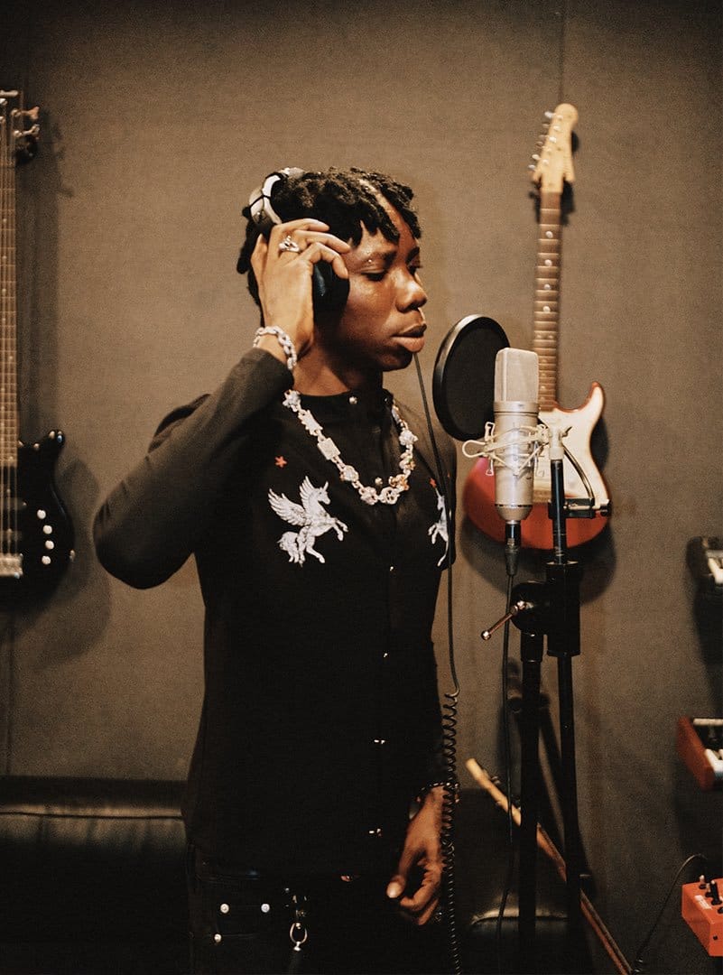 Blaqbonez — BIG PERFORMER / FYP